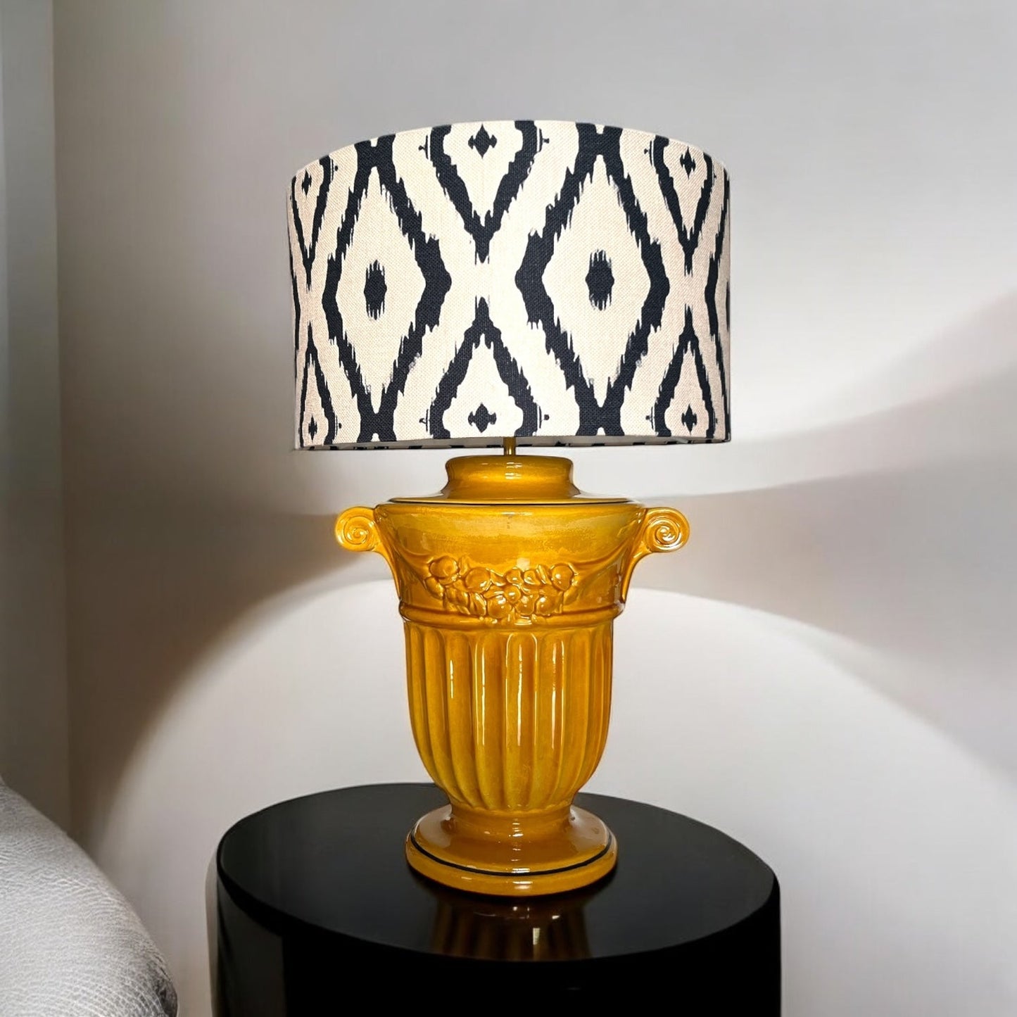 Aram Table Lamp