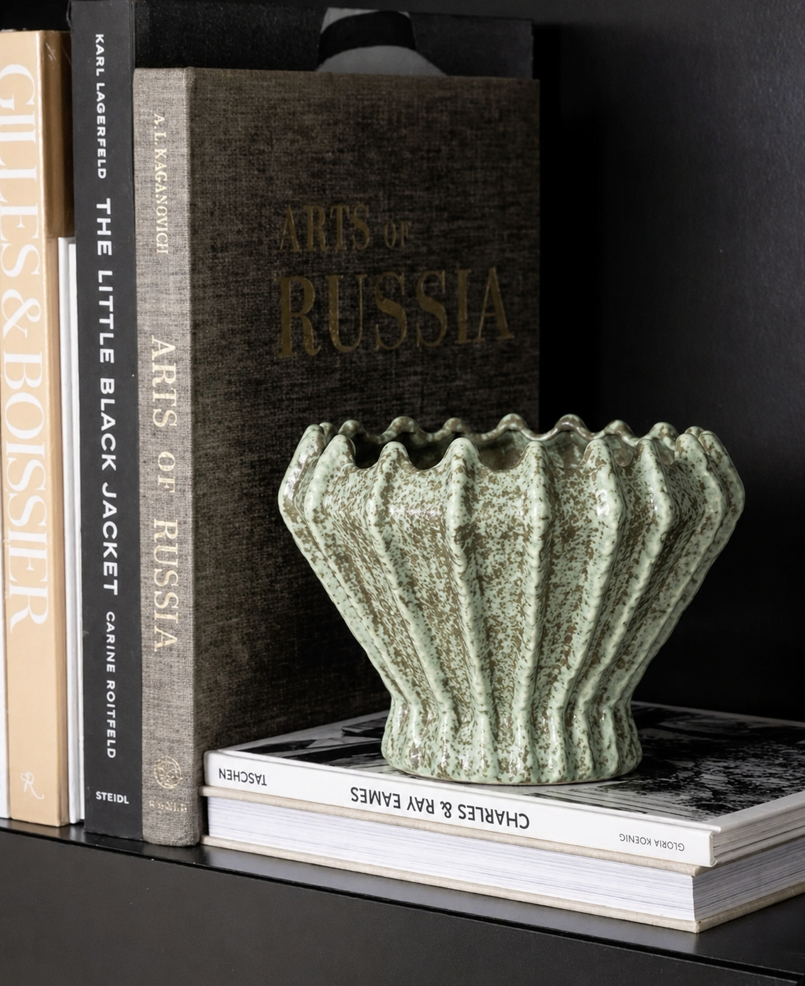 Ripple Vessel - Ceramic Decor Object